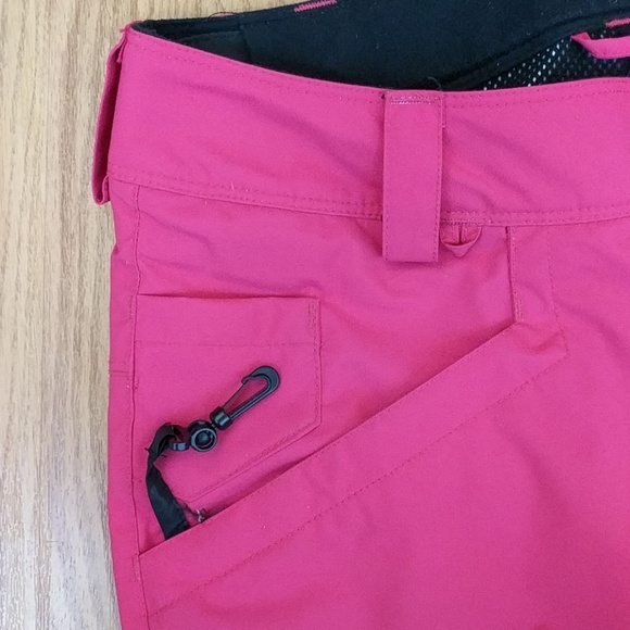 [Volcom] Nimbus Carbon Pink Snowboarding Pants - Picture 4 of 8